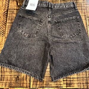 BDG size XS NWT Harden Shorts Lowrise Relaxed Boyfriend